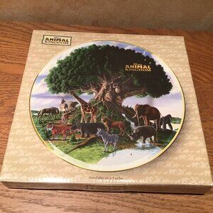 Disney ANIMAL KINGDOM Collector PLATE ~ THE TREE OF LIFE